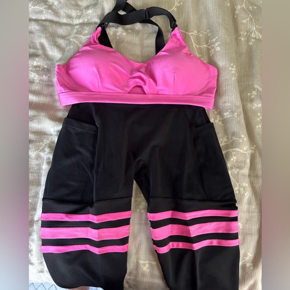 ❌SOLD❌❌Bombshell Set - Picture 3 of 10